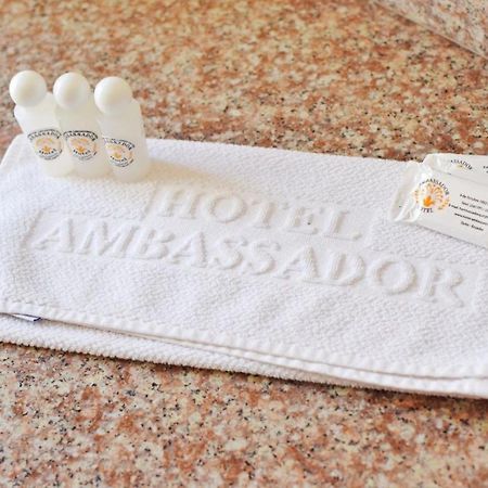 Hotel Ambassador กีโต ภายนอก รูปภาพ