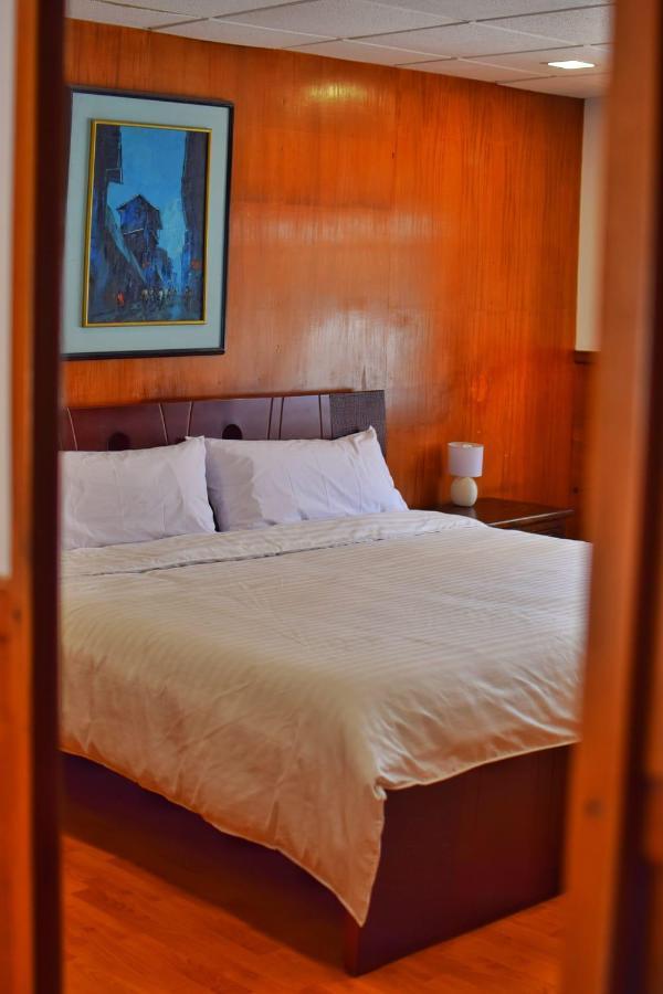 Hotel Ambassador กีโต ภายนอก รูปภาพ