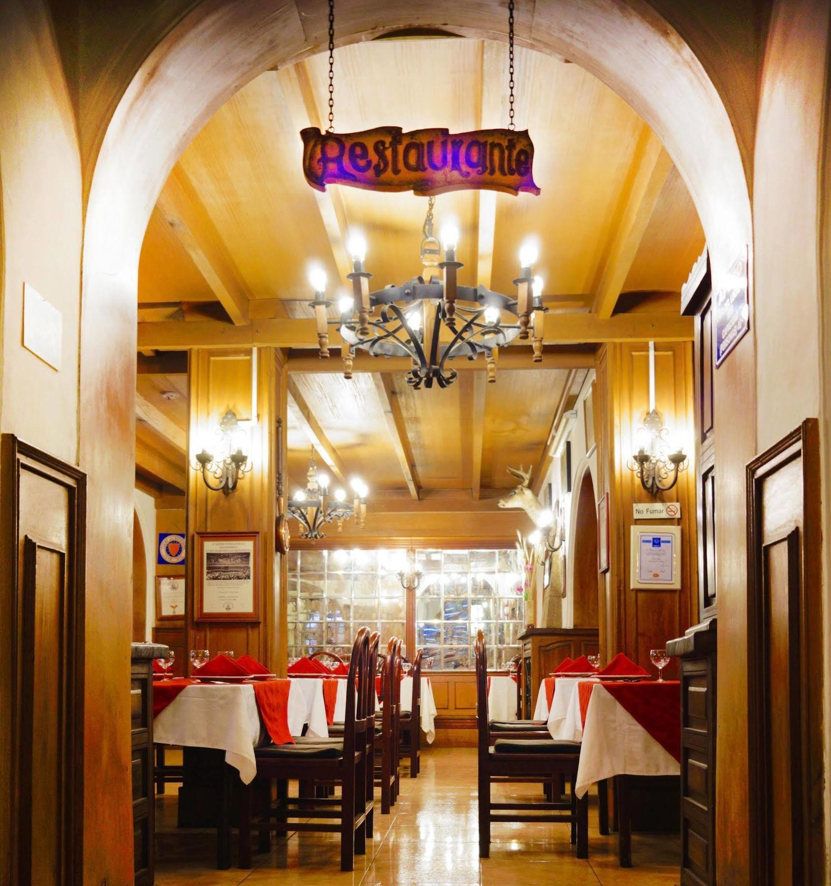 Hotel Ambassador กีโต ภายนอก รูปภาพ